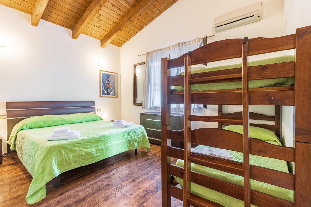Albergo Residenziale Menhirs Путзу-Иду Экстерьер фото